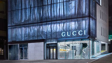 gucci stores in calgary